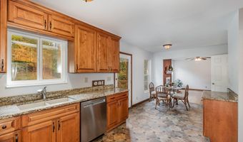 32 Bittersweet Dr, Alexandria, KY 41001