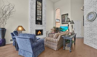 201 Paseo De Vida Loop, Altus, OK 73521