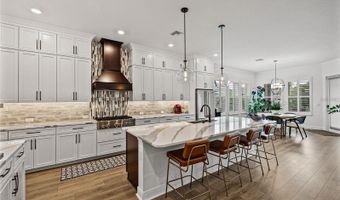 7109 ESTERO Ct, Apollo Beach, FL 33572