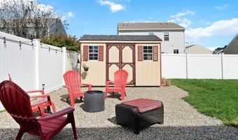 48 Farragut Ave, Barnegat, NJ 08005