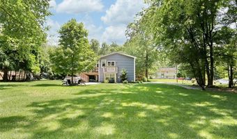 26 Thomsen Dr, Airmont, NY 10952