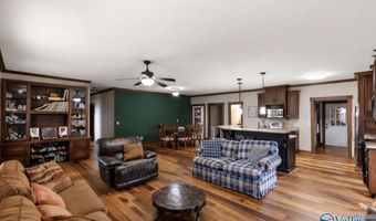 97 Corinth Rd, Albertville, AL 35951