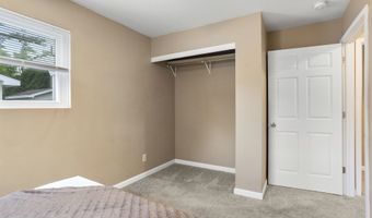 1318 W HARRIS St, Appleton, WI 54914
