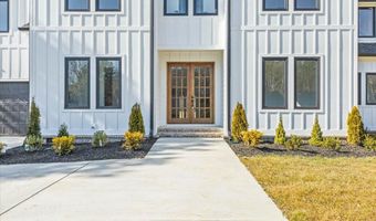 10541 E Brainerd Rd, Apison, TN 37302