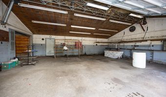 9786 Blackwater Rd, Baker, LA 70714