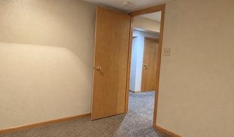 331 S 4th St, Akron, IA 51001