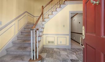 2501 Pine Cove Dr, Tucker, GA 30084
