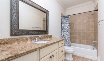6411 Aldworth Ln, Charlotte, NC 28226