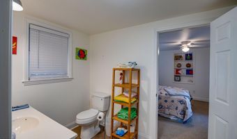 2995 Hickory Point Rd, Aurora, NC 27806