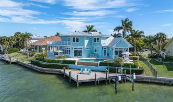 731 KEY ROYALE Dr, Holmes Beach, FL 34217