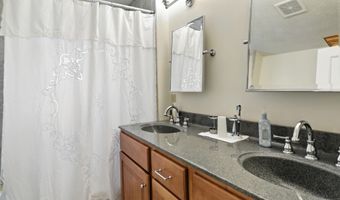 95 S 11th Ave, Beech Grove, IN 46107