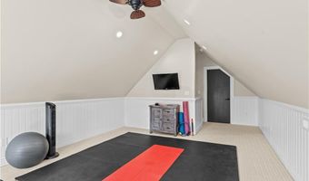 36 Ferry Ln, Barrington, RI 02806