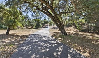707 S Live Oak Park Rd, Fallbrook, CA 92028