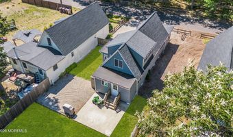 375 E Barnegat Ave, Bayville, NJ 08721