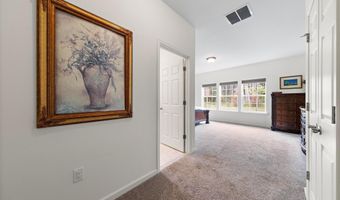 21 AURORA Cir, Barnegat, NJ 08005