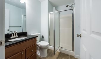 922 W Summerfield Glen Cir, Ann Arbor, MI 48103