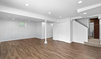 7408 MASONVILLE Dr, Annandale, VA 22003