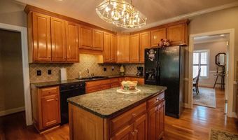 171 HUNTINGTON Trce, Anniston, AL 36207