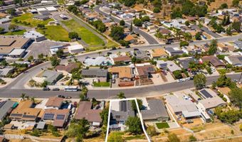 2865 Hypoint Ave, Escondido, CA 92027