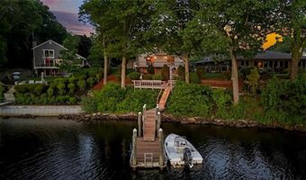 236 Indian Trl, Narragansett, RI 02874