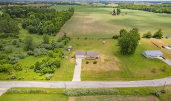 4753 Holloway Rd, Adrian, MI 49221
