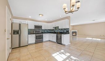 92 Chateau Blvd, Batesville, IN 47006