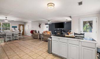 10823 Wyllia Rd, Benton, AR 72019