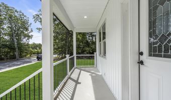 70 Seurat St, Barnegat, NJ 08005
