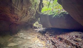 15791 Willow Creek Rd, Athens, OH 45701