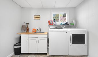 5490 W Orland Rd, Angola, IN 46703