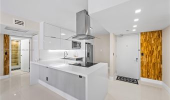 20379 W W Country Club Dr 2539, Aventura, FL 33180