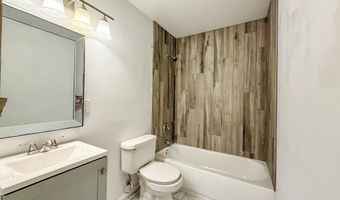 1423 S East St, Benton, AR 72015
