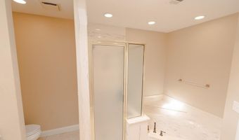 14816 Sopras Cir, Addison, TX 75001