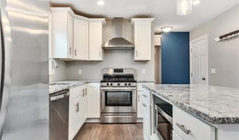 239 Mauran Ave, East Providence, RI 02914