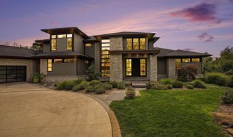 307 Windy Crest Dr, Ann Arbor, MI 48105