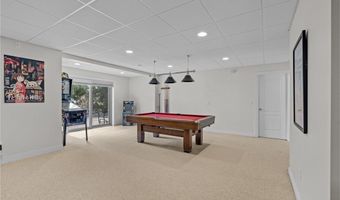 585 Burgess Cir, Aurora, OH 44202