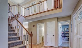 624 S KELLER PARK Dr, Appleton, WI 54914