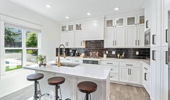 103 NW Ozark Way, Bentonville, AR 72712
