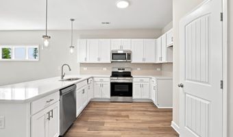 925 Rialto Ln, Ayden, NC 28513