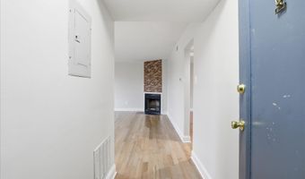 1317 S WALTER REED Dr 17201, Arlington, VA 22204