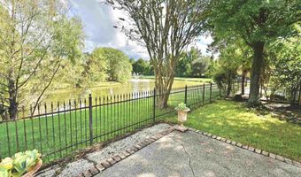 535 Lake Villa Dr, Baton Rouge, LA 70810