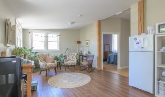 28 Spring Tree Rd, Brattleboro, VT 05301