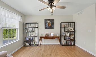 8 Avalon Ave, Barnegat, NJ 08005