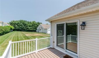 3 Sweet Corn Dr, Cranston, RI 02921