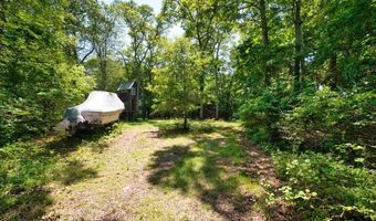 99 Pottersville Rd, Little Compton, RI 02837