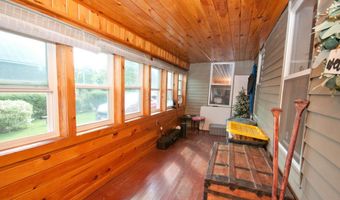 198 3rd St, Bangor, ME 04401