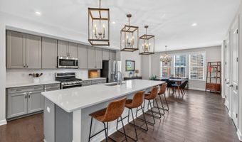 8106 ZOE Pl, Alexandria, VA 22306