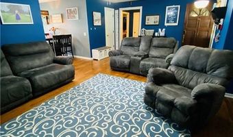 916 Edith Ave, Adrian, MO 64720