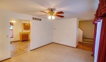 2933 Forest Dr, Alton, IL 62002