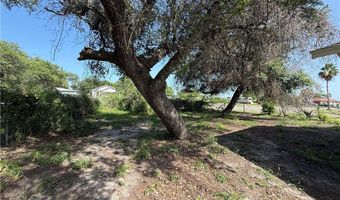206 W Lott Ave, Aransas Pass, TX 78336